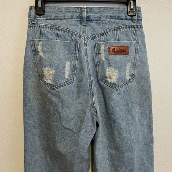 Shein High Waisted Mom Jean Distressed Size XS - Picture 5 of 15